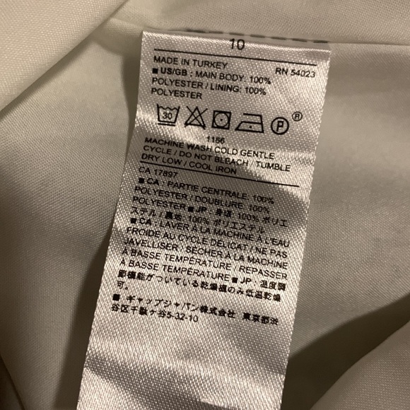 𝅺BANANA Republic Patterned Halter Dress size 10. No belt - Picture 10 of 10